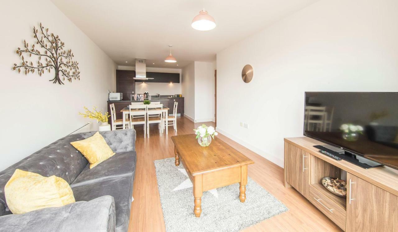First Stay Apartments - The West Suite バーミンガム エクステリア 写真