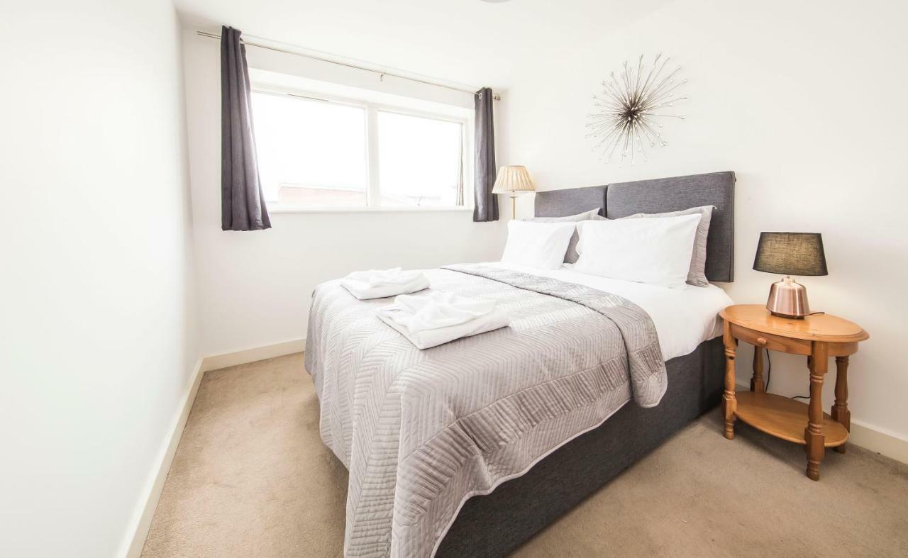 First Stay Apartments - The West Suite バーミンガム エクステリア 写真