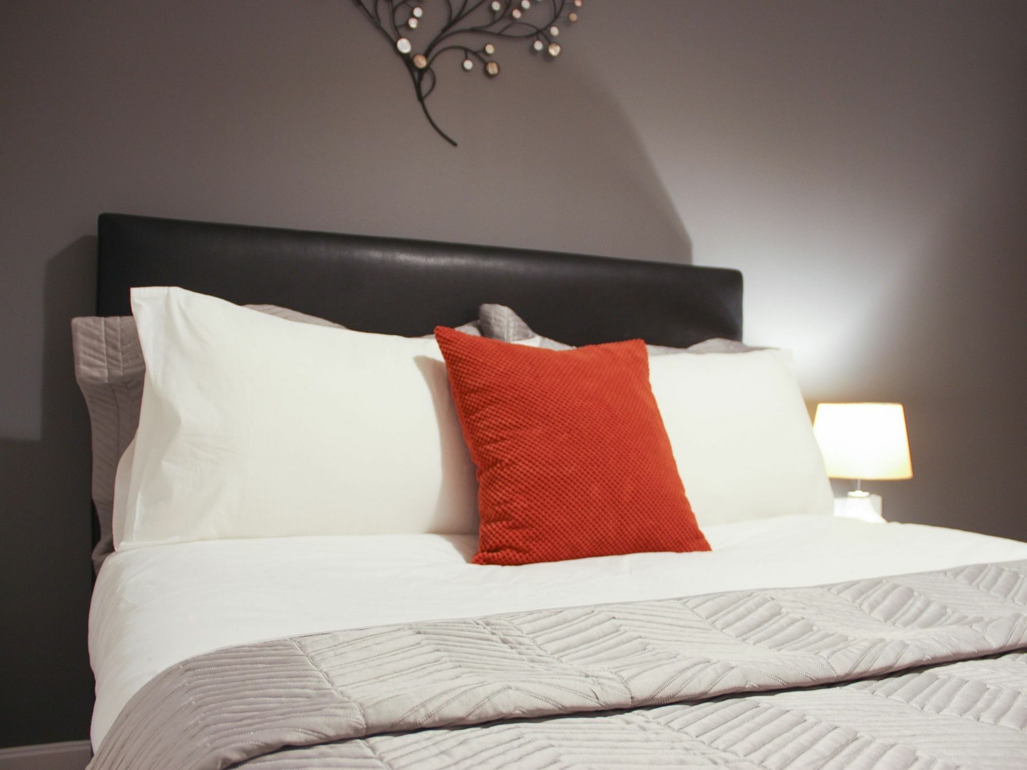 First Stay Apartments - The West Suite バーミンガム エクステリア 写真